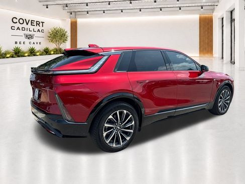 Certified 2024 Cadillac Lyriq Sport RWD image 10
