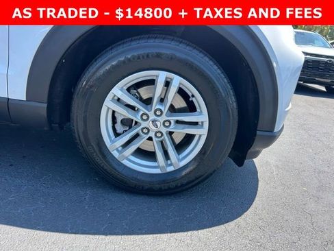 Used 2020 Ford Explorer XLT RWD image 8