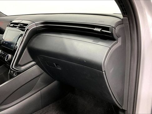 Used 2022 Hyundai Santa Cruz SEL w/ Activity Package FWD image 19