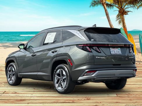 Used 2025 Hyundai Tucson SEL image 4