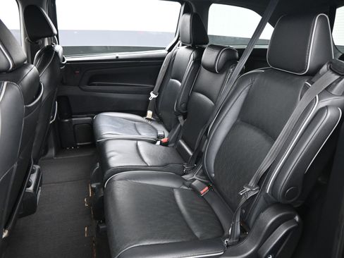 Used 2021 Honda Odyssey Elite image 12