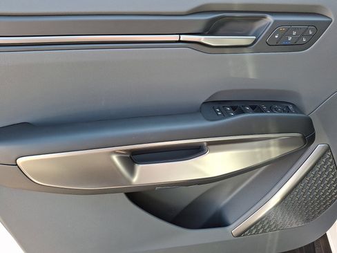 New 2026 Kia EV9 Wind AWD/4WD image 5