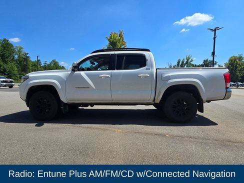 Used 2017 Toyota Tacoma SR5 w/ Tow Package AWD/4WD image 4