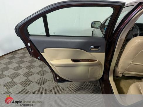 Used 2012 Ford Fusion SEL FWD image 25