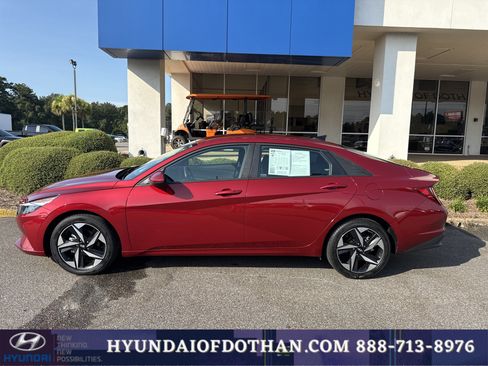 Certified 2023 Hyundai Elantra SEL w/ Convenience Package FWD image 2