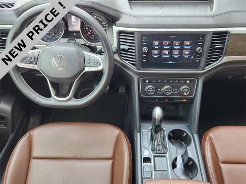 Used 2021 Volkswagen Atlas SE w/ Panoramic Sunroof Package image 27