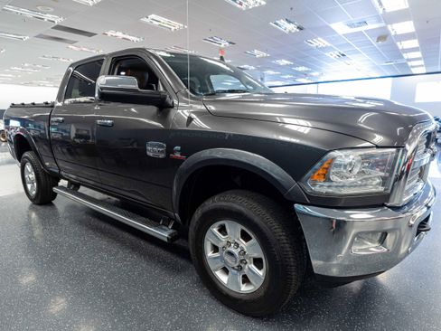 Used 2016 RAM 2500 Longhorn w/ Convenience Group AWD/4WD image 4