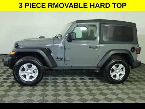 Used 2022 Jeep Wrangler Sport S image 5
