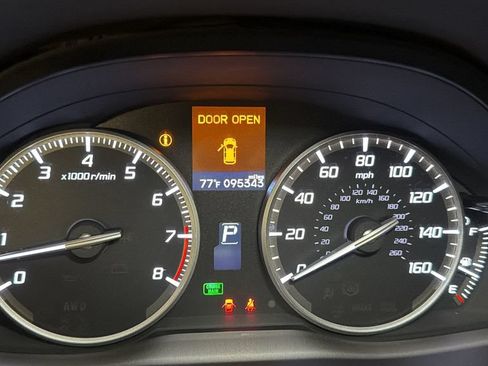 Used 2015 Acura RDX FWD w/ Technology Package image 33