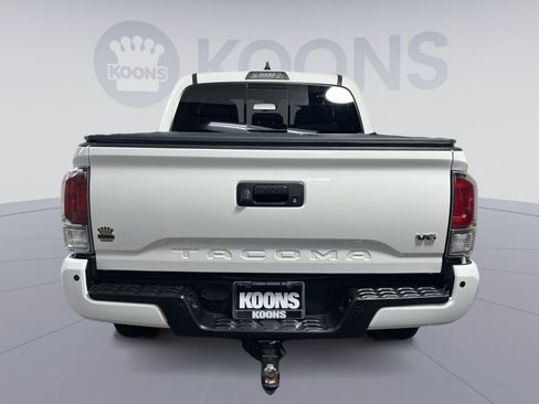 Used 2021 Toyota Tacoma TRD Off-Road w/ Technology Package image 5