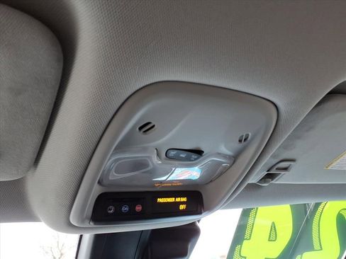 Used 2024 Chevrolet TrailBlazer LT w/ LT Cold Weather Package image 33