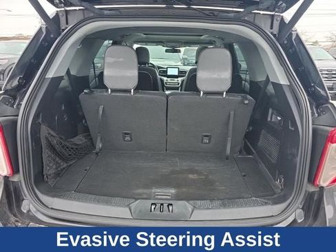 Used 2022 Ford Explorer XLT w/ Equipment Group 202A image 20