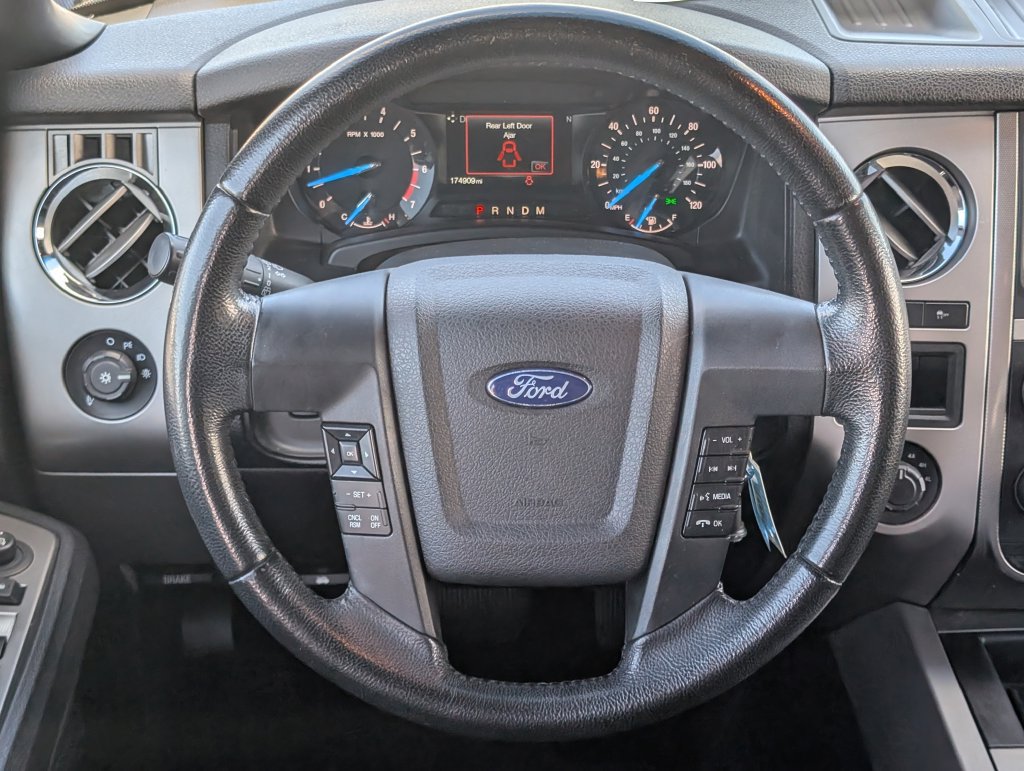 Used 2017 Ford Expedition XLT AWD/4WD image 15