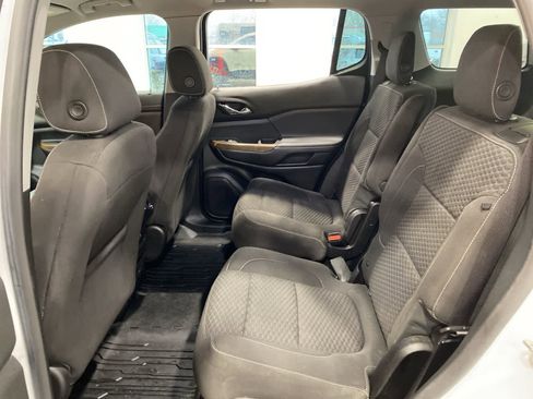 Used 2019 GMC Acadia SLE w/ LPO, Floor Liner Package FWD image 26