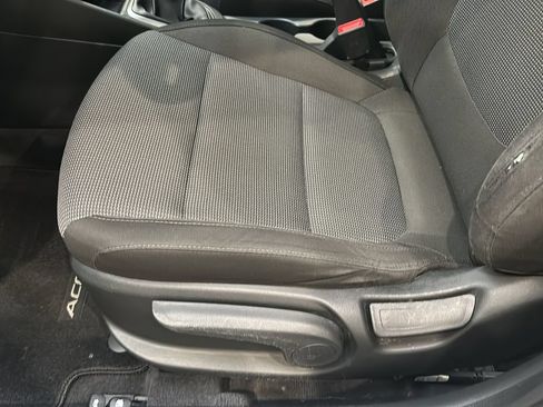 Used 2019 Hyundai Accent SE FWD image 11