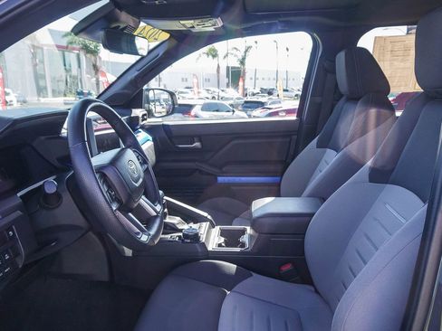 Used 2024 Toyota Tacoma TRD Off-Road w/ TRD Off Road Upgrade Package image 17