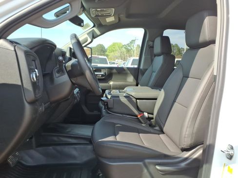 New 2026 GMC Sierra 2500 Pro w/ Convenience Package image 18