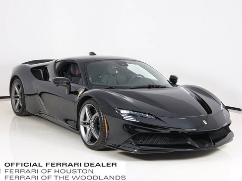 Used 2021 Ferrari SF90 Stradale image 1