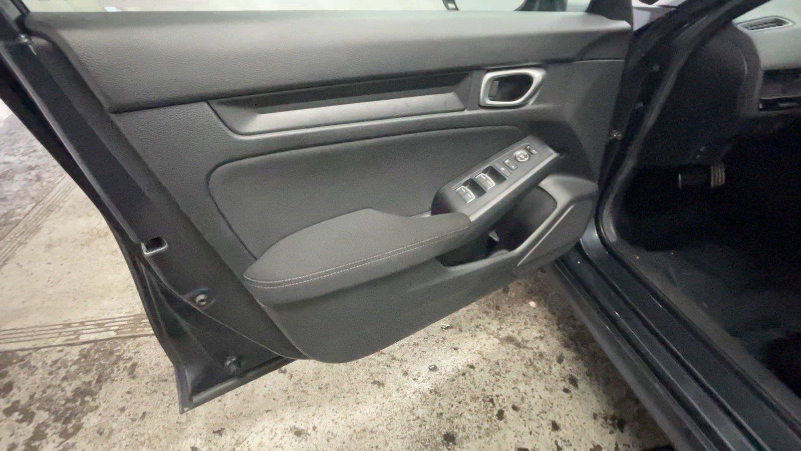 Used 2024 Honda Civic Sport image 30