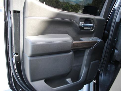 Used 2021 Chevrolet Silverado 1500 RST w/ Redline Edition image 16