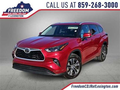 Used 2022 Toyota Highlander XLE