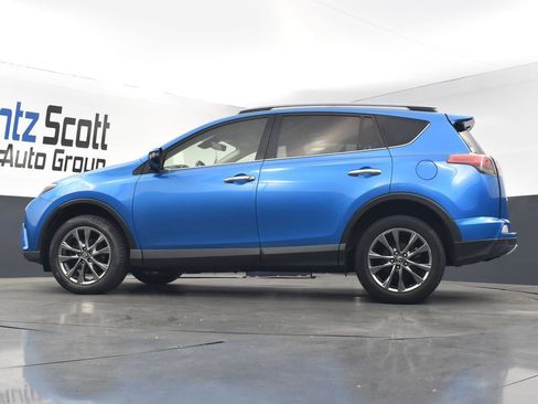 Used 2018 Toyota RAV4 Limited w/ Advanced Technology Package AWD/4WD image 19