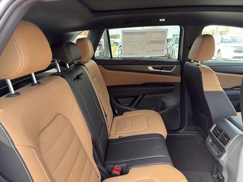New 2026 Volkswagen Atlas Cross Sport SEL R-Line image 9