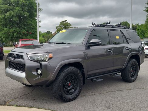 Used 2019 Toyota 4Runner TRD Off-Road Premium AWD/4WD image 7
