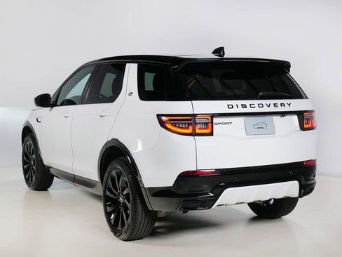 Used 2025 Land Rover Discovery Sport Dynamic SE image 32
