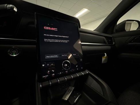 New 2026 GMC Terrain Elevation FWD image 16