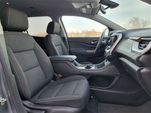 Used 2021 GMC Acadia SLE image 25