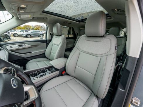 New 2026 Ford Explorer Active w/ Active Comfort Package image 82