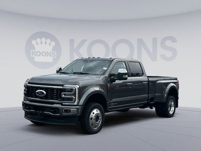 New 2026 Ford F450 Platinum w/ Platinum Plus Package