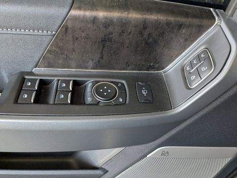 Used 2023 Ford F250 Lariat w/ Sport Appearance Package AWD/4WD image 21