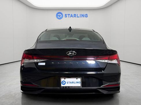 Used 2022 Hyundai Elantra SEL w/ Convenience Package FWD image 7