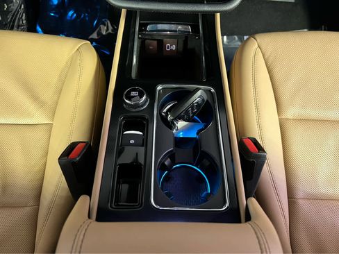 Used 2022 Lincoln Corsair Reserve w/ Elements Package image 12