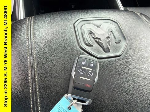 Used 2022 RAM 2500 Laramie AWD/4WD image 35