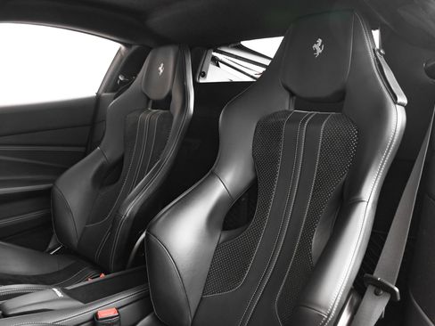 Certified 2020 Ferrari F8 Tributo image 34