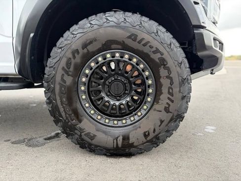 Used 2025 Ford F150 Raptor AWD/4WD image 8