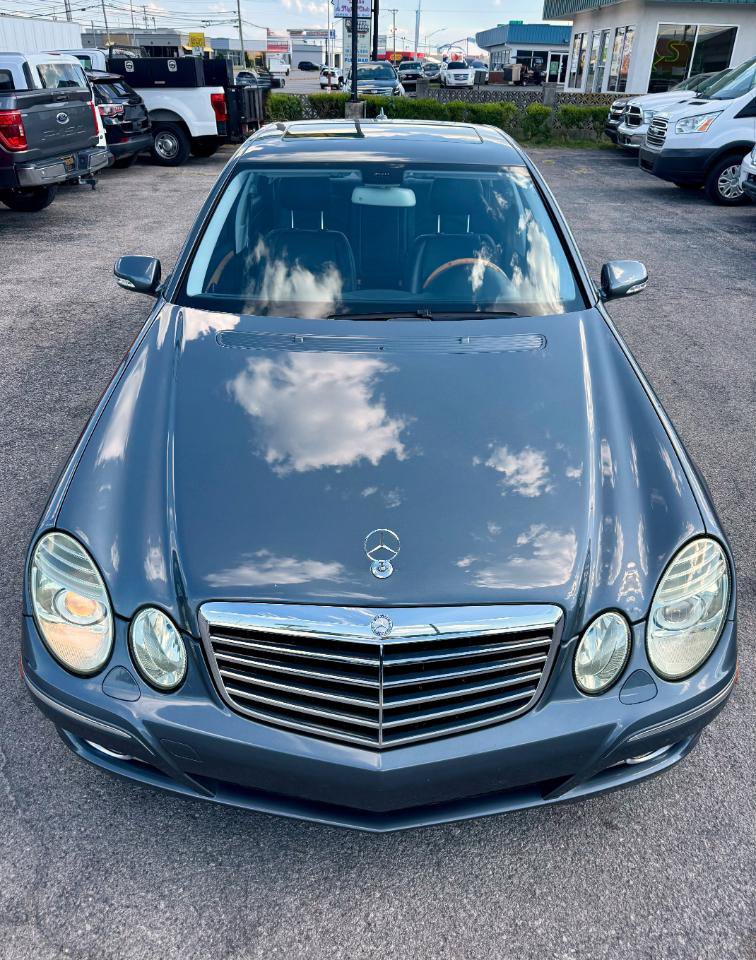 Used 2008 Mercedes-Benz E 350 4MATIC Sedan image 10