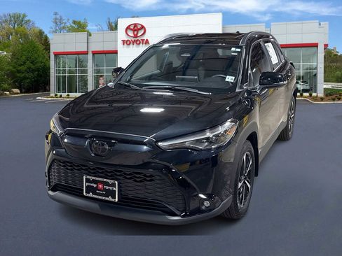 Used 2025 Toyota Corolla Cross AWD Hybrid w/ Convenience Package image 1