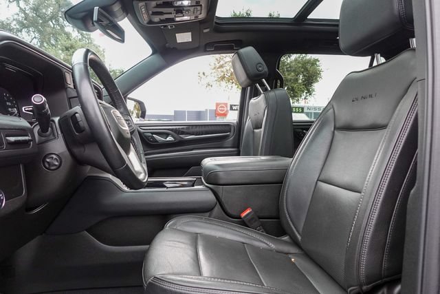 Used 2024 GMC Yukon XL Denali AWD/4WD image 15