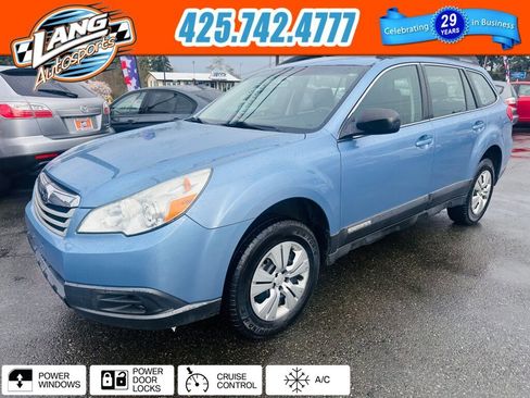 Used 2010 Subaru Outback 2.5i image 1