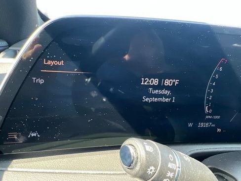 Used 2024 Cadillac XT4 Premium Luxury AWD/4WD image 28