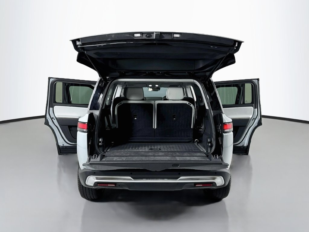 Used 2024 Rivian R1S Adventure Quad AWD/4WD image 27