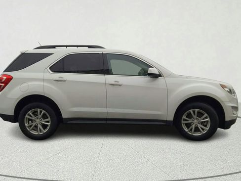 Used 2017 Chevrolet Equinox LT w/ Driver Confidence Package II image 7