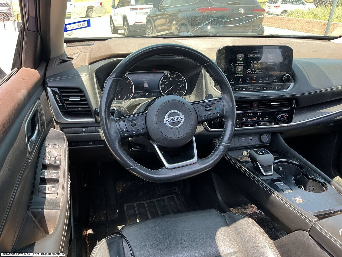 Used 2021 Nissan Rogue SL w/ Premium Package FWD image 12