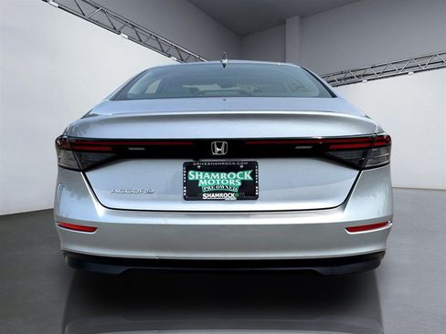 Used 2023 Honda Accord EX image 6