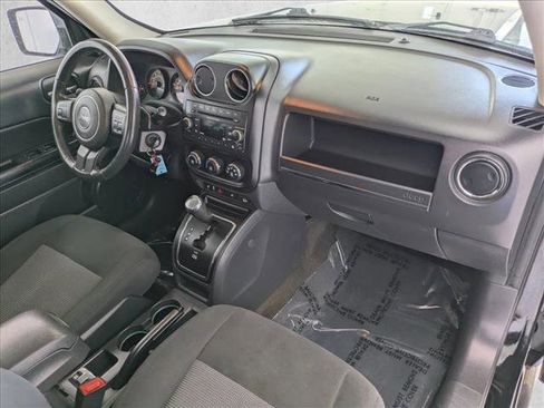 Used 2016 Jeep Patriot Latitude image 19