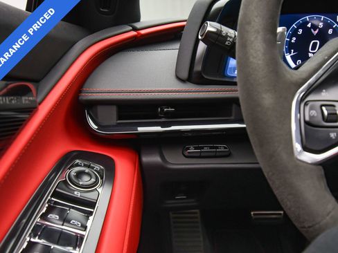 Used 2023 Chevrolet Corvette Z06 image 34